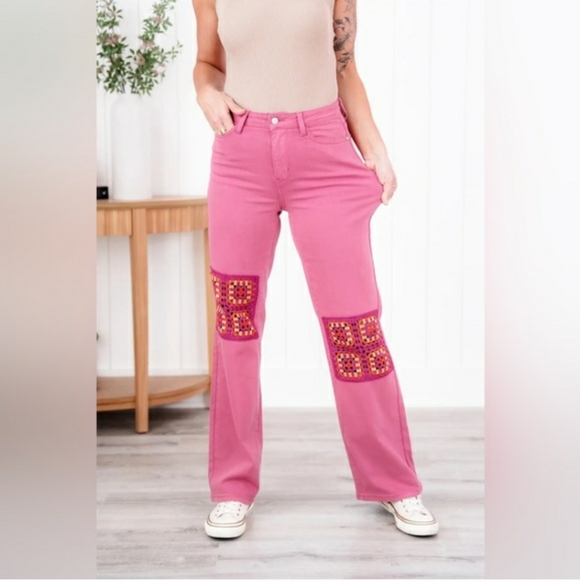 Judy Blue Pink Granny Square Denim Jeans 14W - Picture 4 of 6